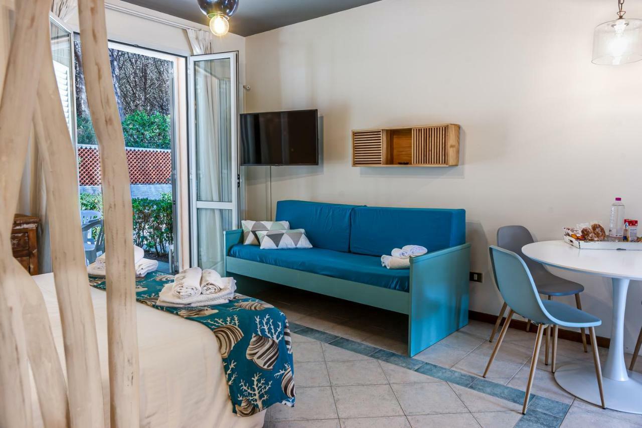Oleandri Suite Hotel Vada Exterior photo